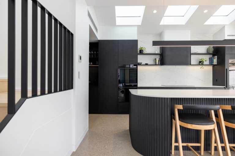 Curved vs Square Kitchen Benchtops